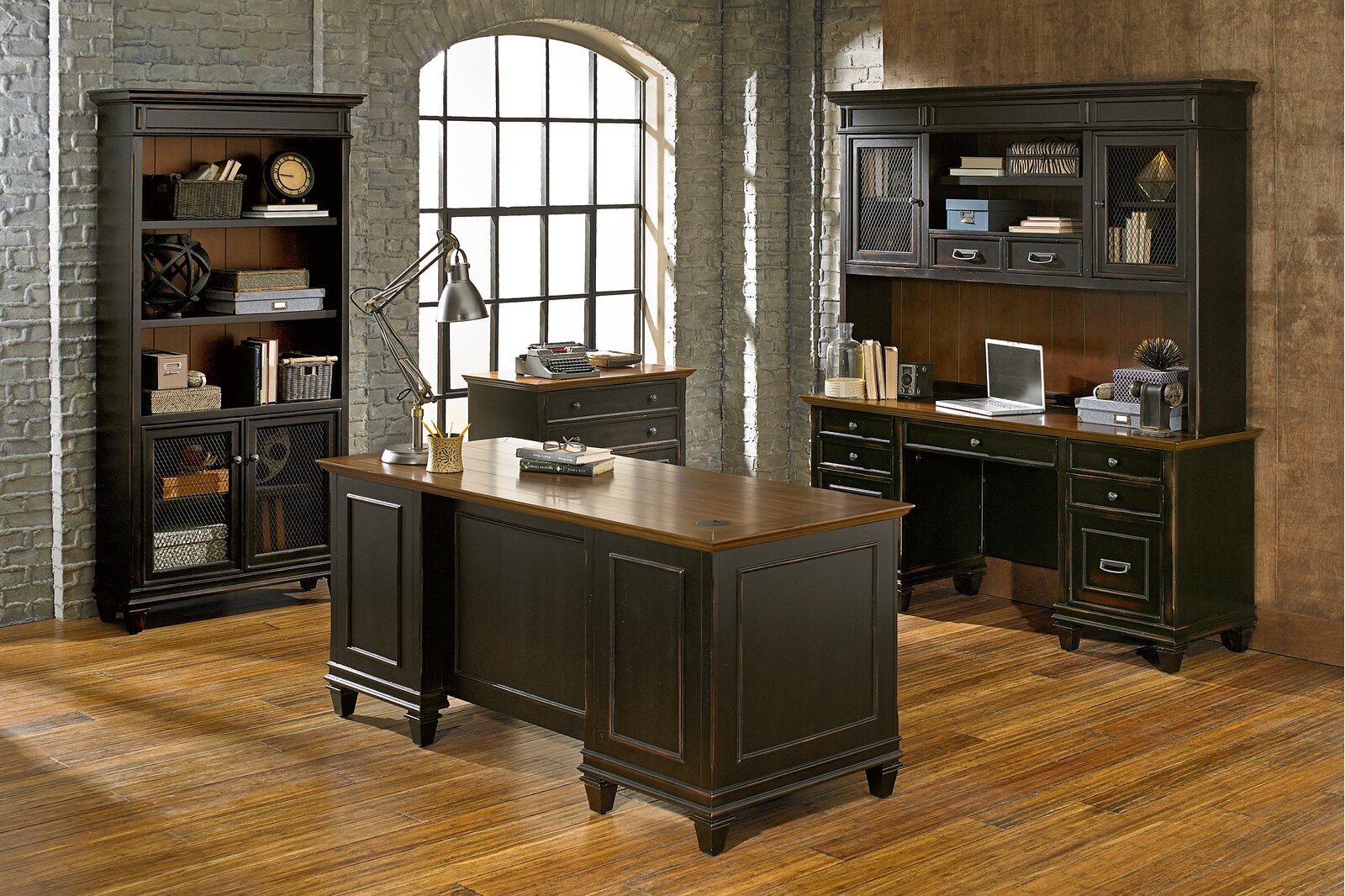 【Furniture】Sereda Configurable Rectangular Executive Desk Office Set with Hutch